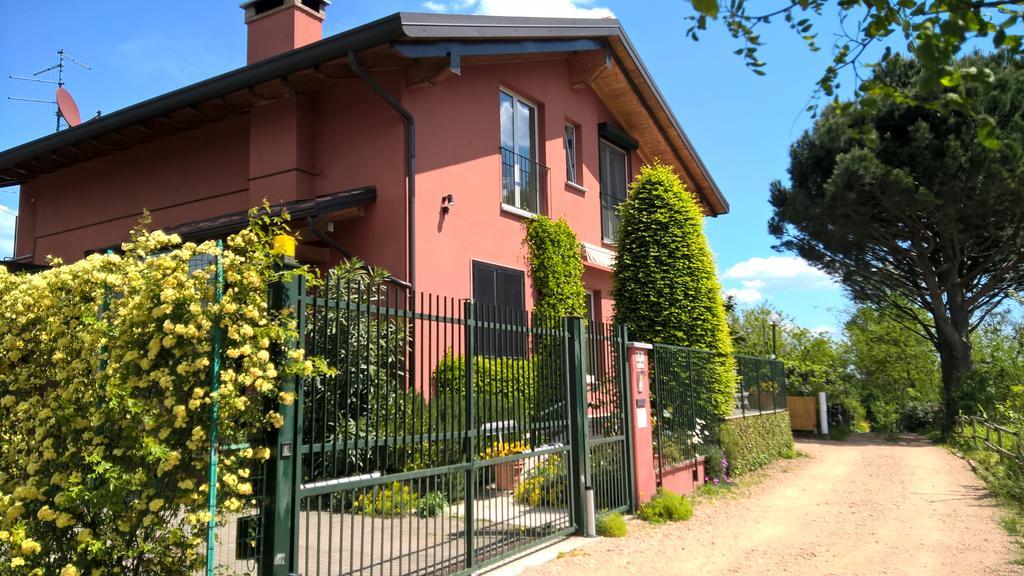 La Collina Since 2008 No Smoking B&B バレーゼ エクステリア 写真